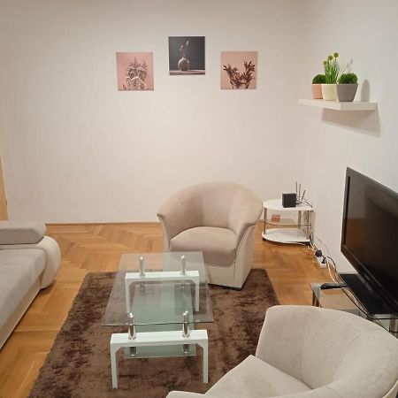 Family Apartment-Csaladias Hangulat غيور المظهر الخارجي الصورة