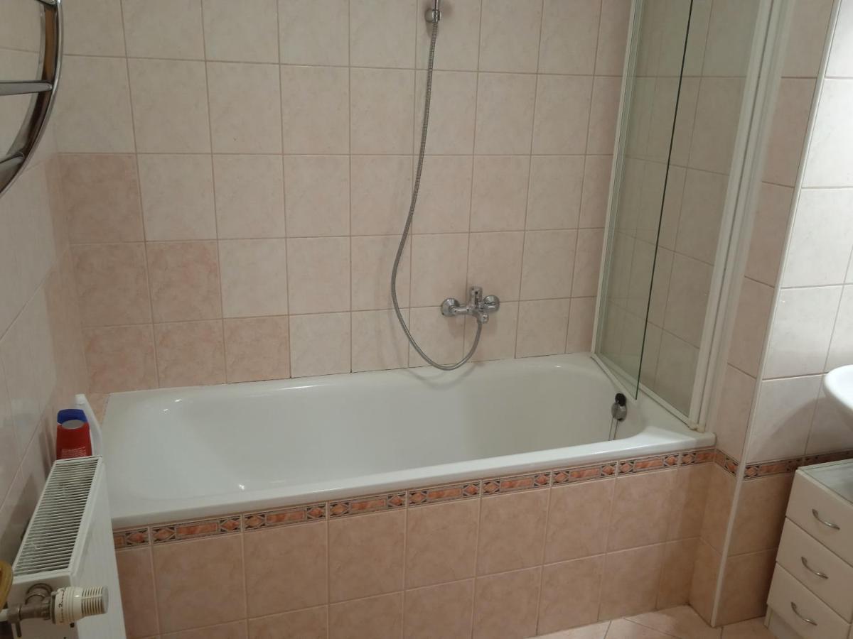 Family Apartment-Csaladias Hangulat غيور المظهر الخارجي الصورة